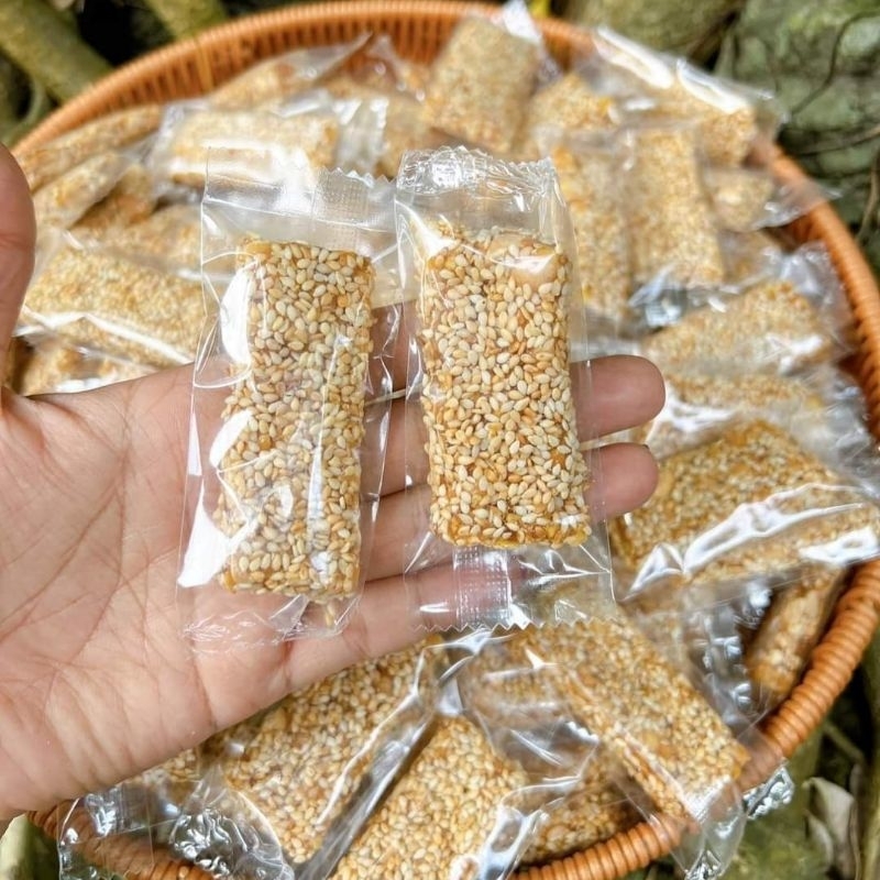 KẸO MÈ XỬNG ĐẬU PHỘNG TRIỀU CHÂU.