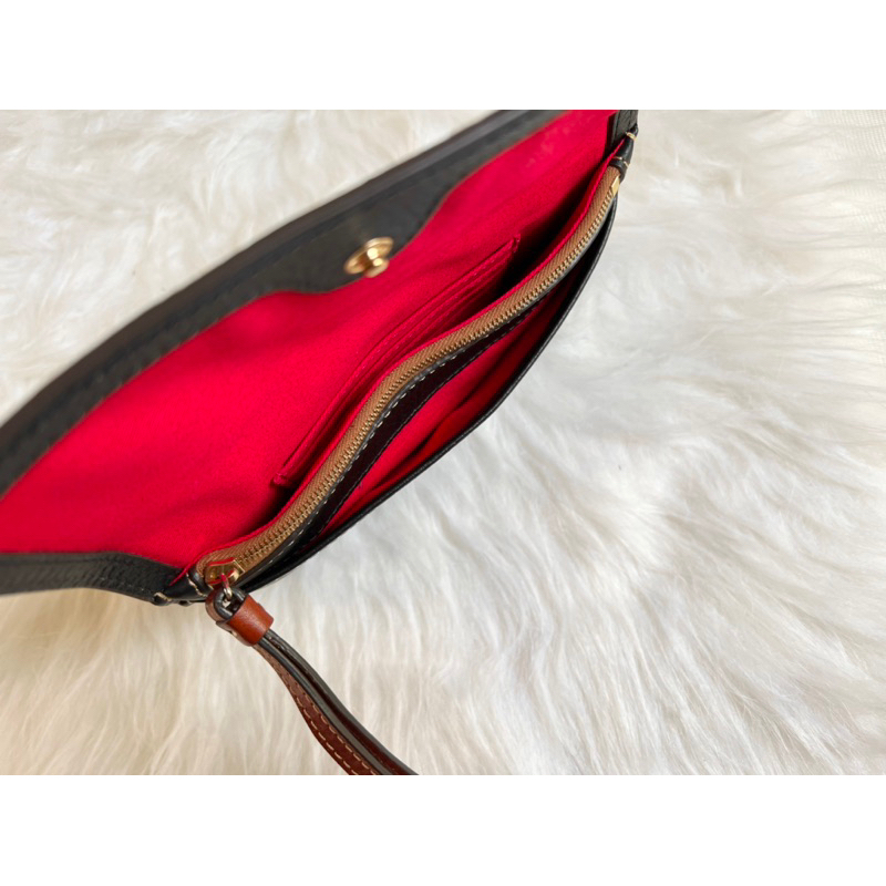 Ví xỏ tay Dooney&Bourke Vịt Mỹ