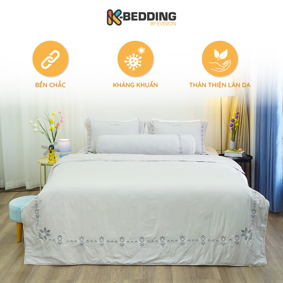 Bộ ga giường chần bông K-bedding By Everon Màu Xám KMTS106 họa tiết thêu (4 món, không bao gồm chăn)