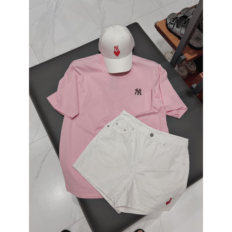 Áo MLB Logo Monogram Hồng