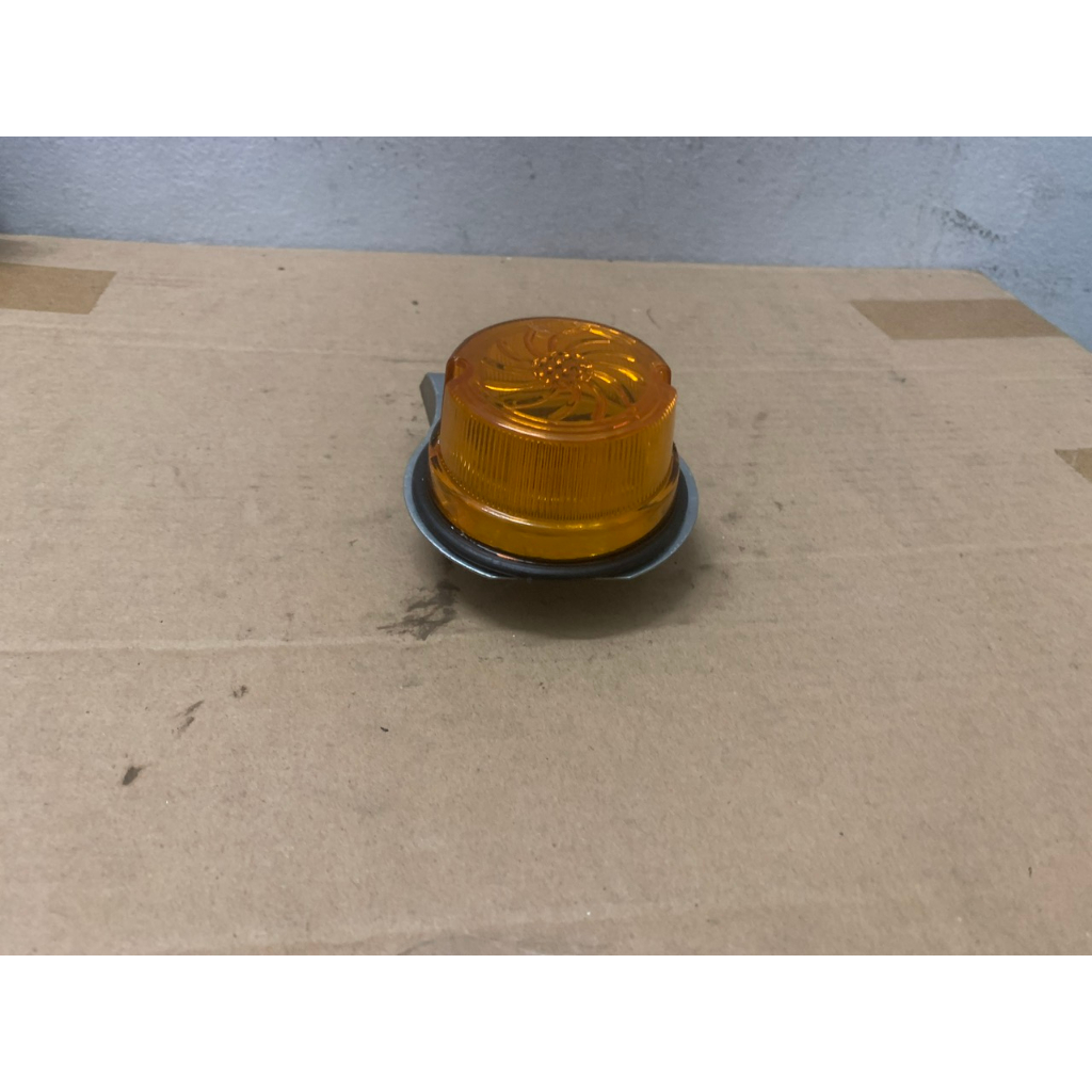 Đèn Hông Bát Sắt Đôi, Đơn Tròn Màu Vàng, Màu Đỏ Bắt Bên Hông Xe Tải,....