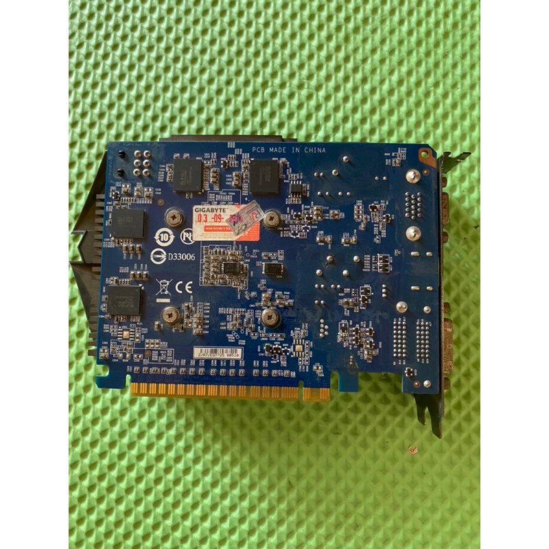 Card màn hình gigabyte gt740-2gd5