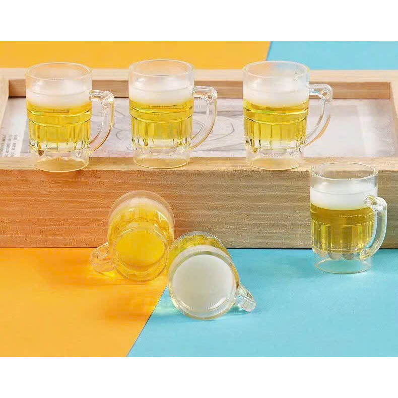 Mô hình cốc bia mini trang trí móc khóa, mặt dây truyền độc đáo