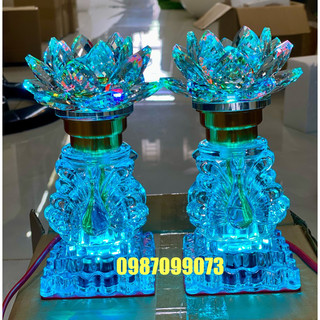 Một cặp đèn thờ pha lê hoa sen kiểu dáng thiên nga đổi màu đẹp sáng