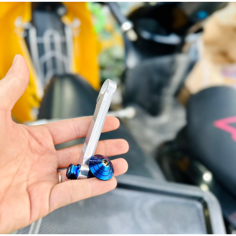 Càng thắng Solute Thailand Núm Vặn Titanl