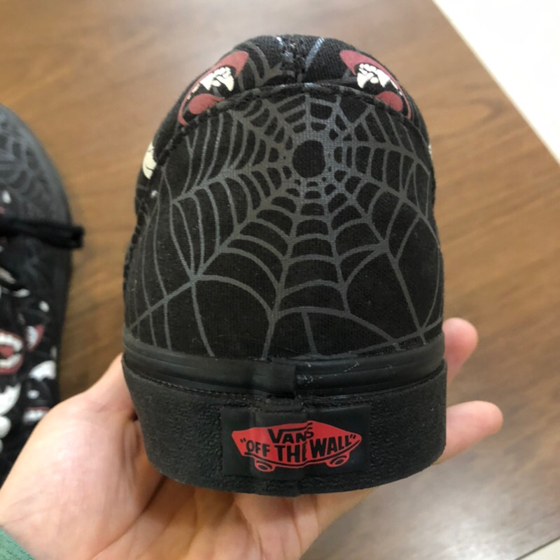 Giày vans chính hãng box thay thế