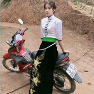 Áo cóm dân tộc thái