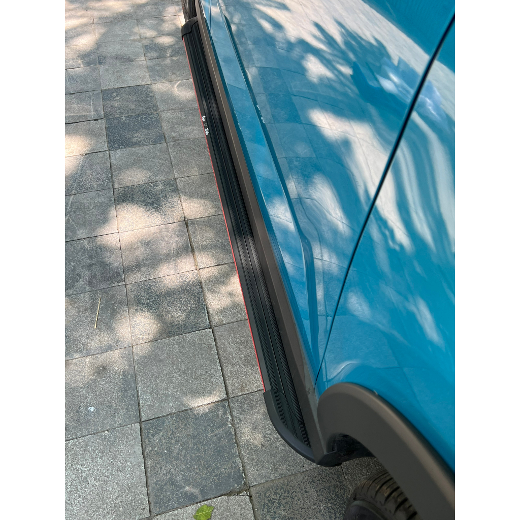 Bậc bước chân lên xuống xe ô tô Toyota Raize mẫu CR