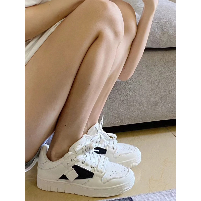 Giày ulzzang trắng