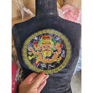 Hình tròn thêu rồng