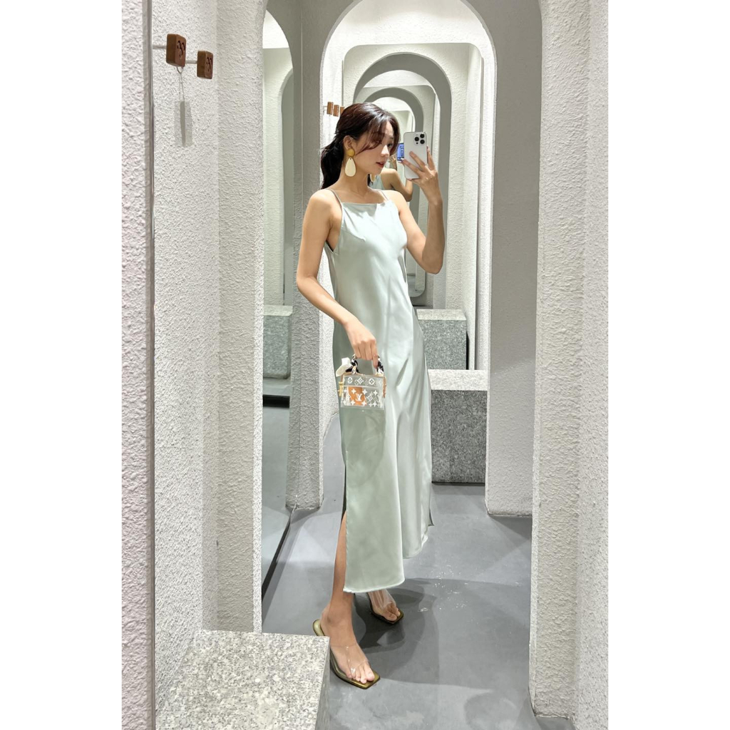 Đầm 2 dây xẻ tà - Everluxe