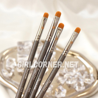Cọ mí dưới - Cọ vẽ liner Piccasso 302 - Cọ tán phấn mí mắt dưới