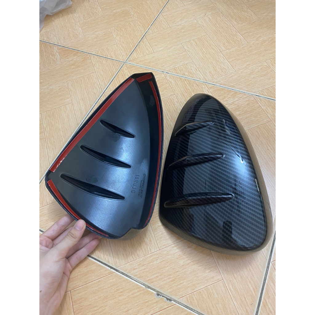 Bộ 2 ốp gáo gương xe Toyota Rush 2018 2019 2020 2021 - mẫu carbon thể thao cao cấp