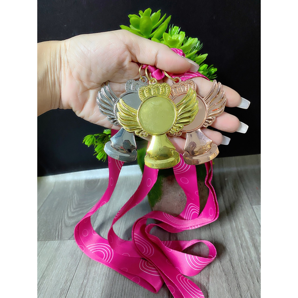 HUY CHƯƠNG DÂY LỤA HỒNG
