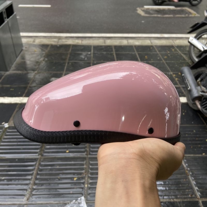 Nón mũ bảo hiểm  beret thời trang mẫu nhỏ gọn nhẹ.