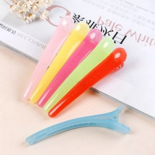 Kẹp mỏ vịt chia tóc