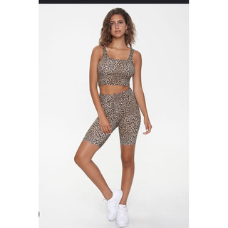 Áo croptop dây to bản