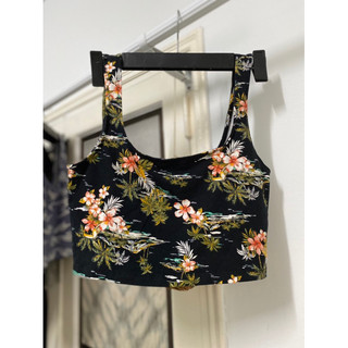 Áo croptop dây to bản