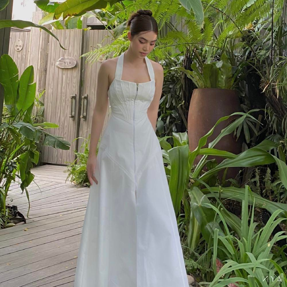 Váy Maxi Dài 2 Dây Cúp Ngang Xẻ Đùi Khóa Kim Loại Phía Sau SUNSHINE DRESS | NYA STUDIO