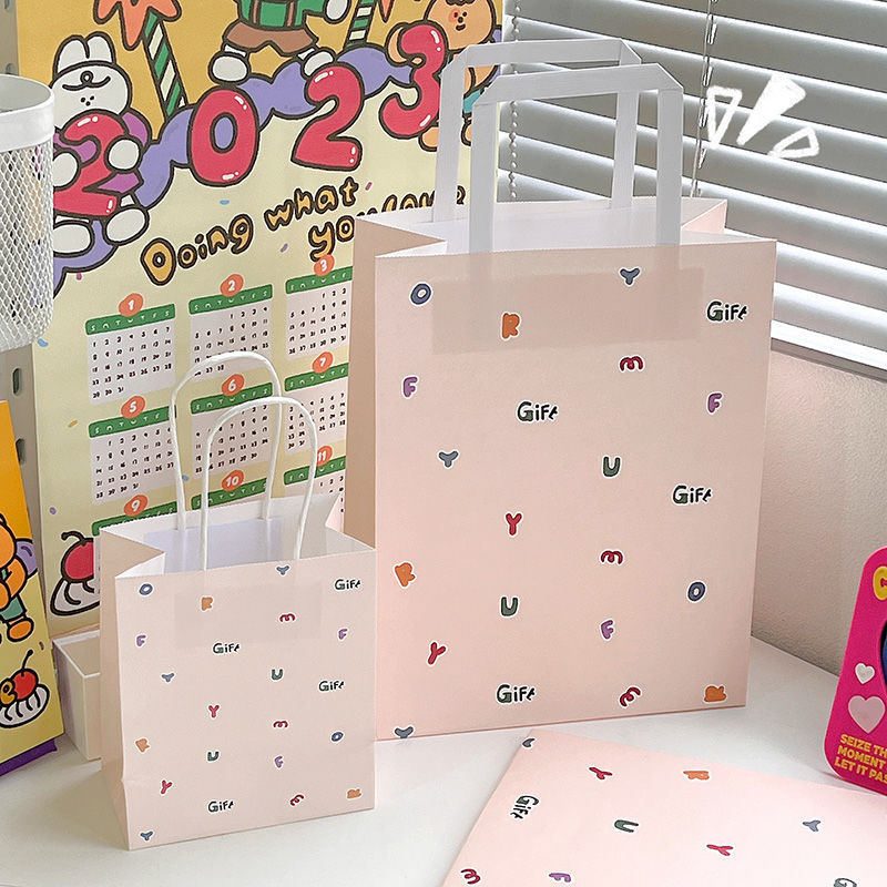 Túi Giấy Đựng Quà Sinh Nhật Giáng Sinh Ngày Lễ Có Quai Xách Túi Gói Hàng Phong Cách Vui Nhộn Đáng Yêu