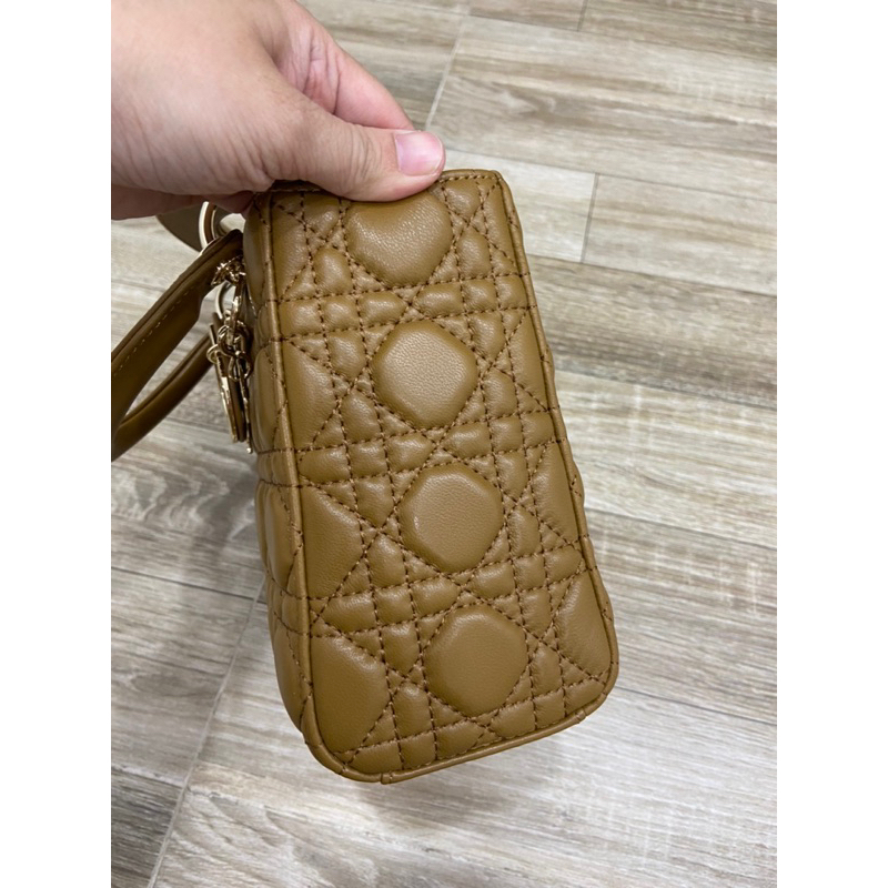 Túi si da thật hiệu Dior