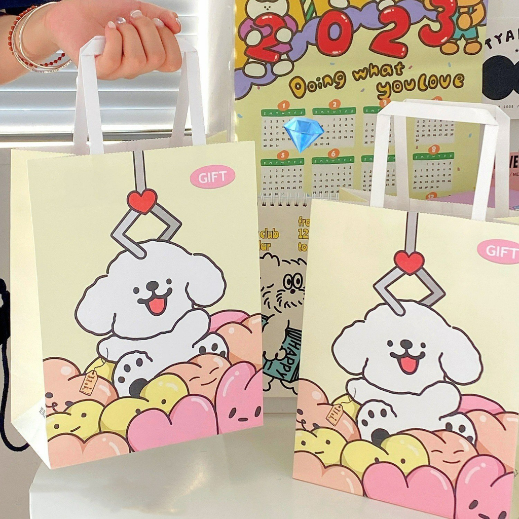 Túi Giấy Đựng Quà Sinh Nhật Giáng Sinh Ngày Lễ Có Quai Xách Túi Gói Hàng Phong Cách Vui Nhộn Đáng Yêu