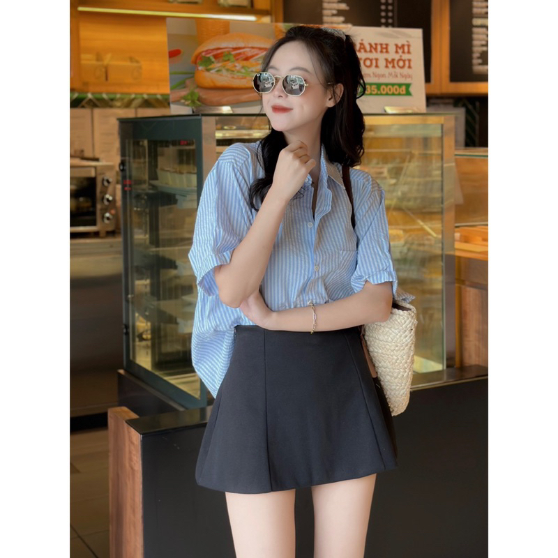 Áo Sơmi - 1 Túi - Tay Ngắn Lật - Thêu Chữ - Kẻ Dọc