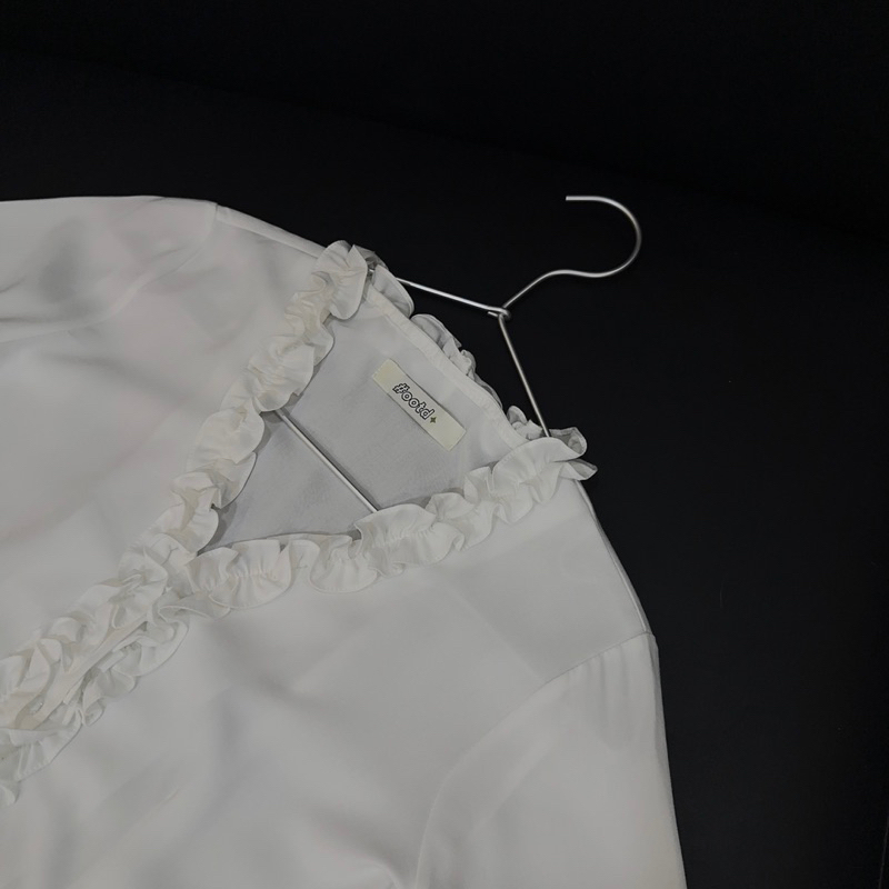 ÁO RUFFLE SHIRT OOTD