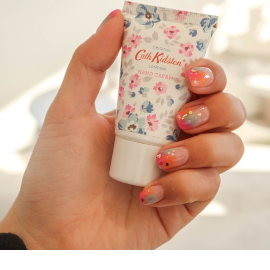 Kem Dưỡng Tay Hàn Quốc Hương Nước Hoa Cath Kidson Dưỡng Ẩm Lưu Hương Lâu