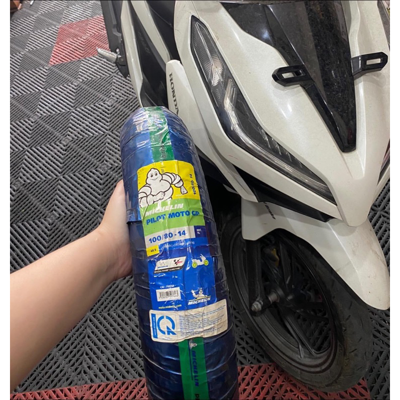 Vỏ lốp xe máy Michelin Moto GP đủ size 70 80 90 100 vành mâm 14 in