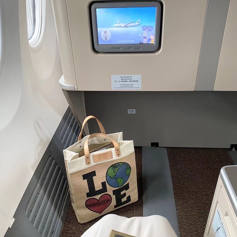 Túi tote Love dư xịn