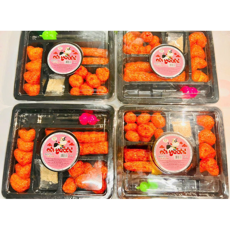 1 hộp snack pò quẩy kèm đồ chơi