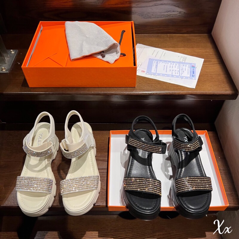 Sandal đế xuồng quai đá QCCC fullbox