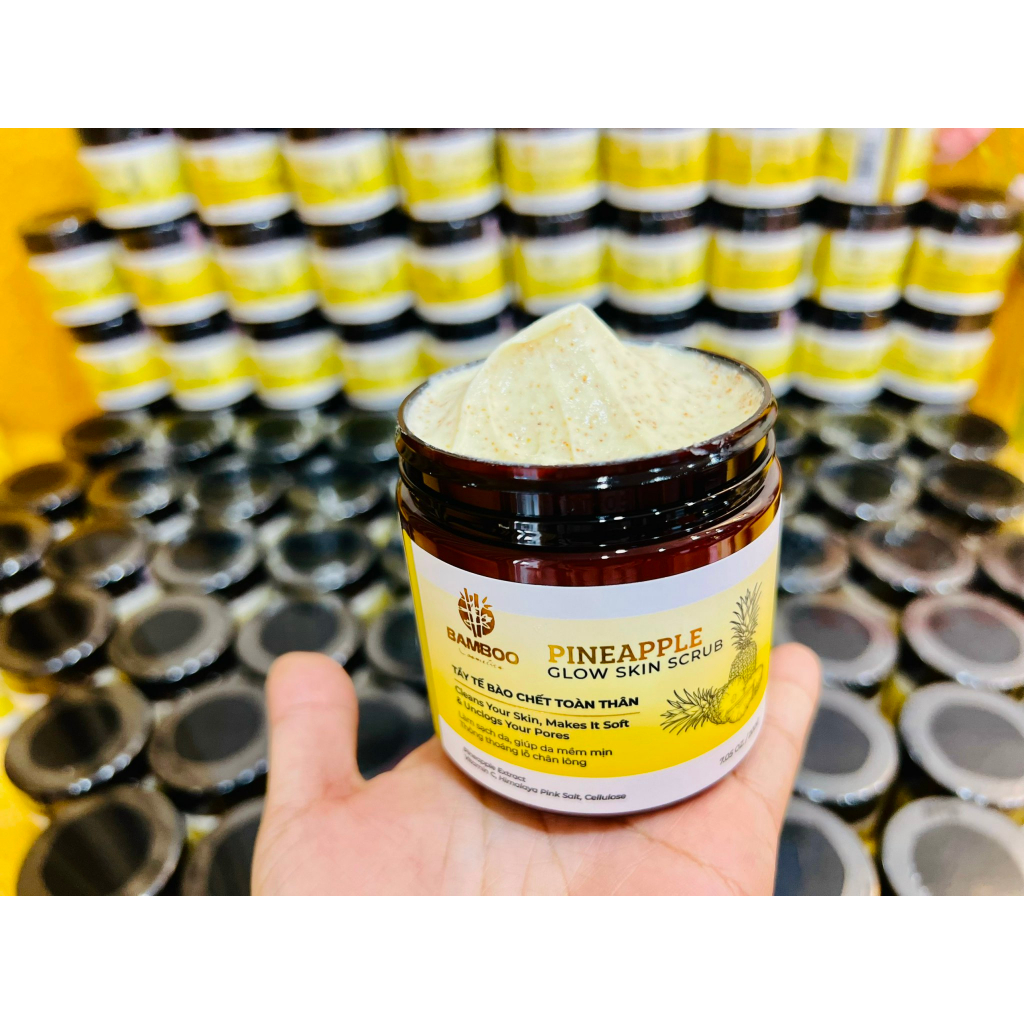Tẩy tế bào chết toàn thân chiết xuất dứa Bamboo Pinapple Glow Skin Scrub hũ 200gr
