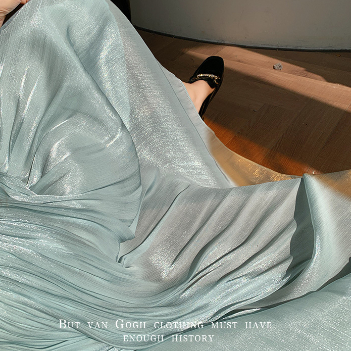 V.I.T House | Chân váy satin