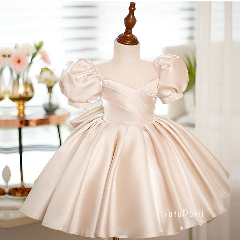 Đầm váy công chúa cho bé gái Tutupetti tay phồng cổ chữ V xếp ly sang chảnh