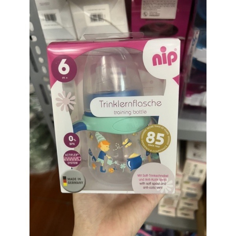 Bình uống nước có ống hút, bình tập uống