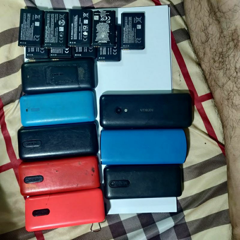 Điện thoại và xác nokia