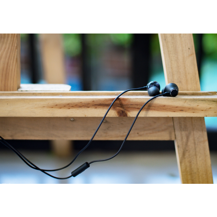 Tai nghe dành cho HTC ONE MAX 310, chân 3.5mm  - Hàng Zin Hãng Bass ấm rất êm, nghe nhạc hay