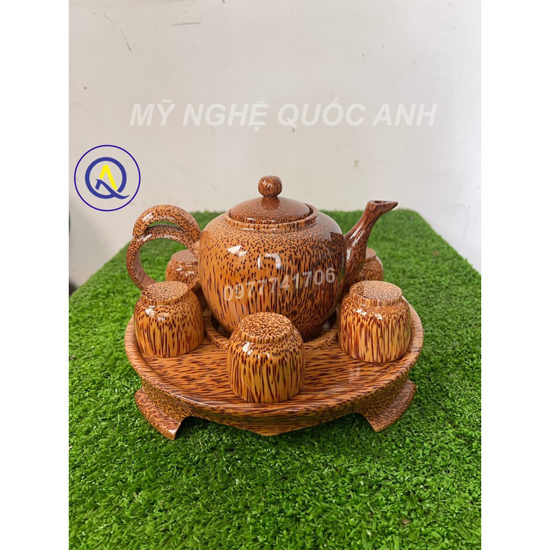 Bộ ấm trà mỹ nghệ dừa dĩa tròn có 4 chân