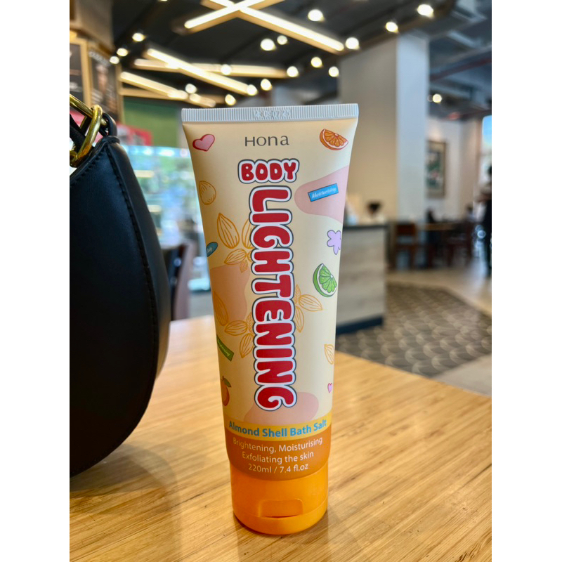 Muối Tẩy Tế Bào Chết THÂM MÔNG, NÁCH, SẦN MỤN VÒNG 3 BODY LIGHTENING HONA