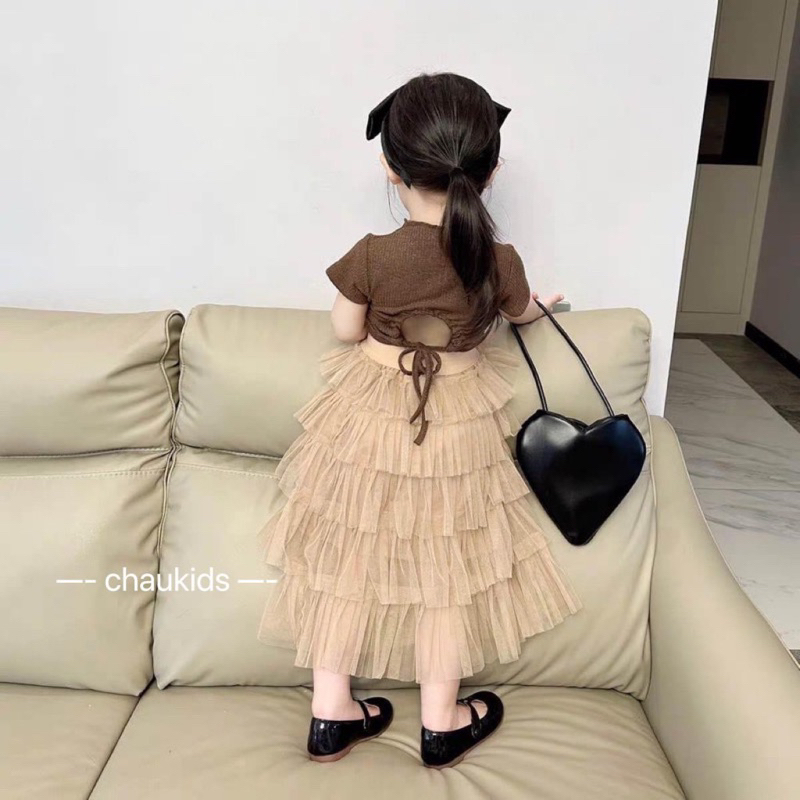 Bán giá sỉ: 8-30kg Set chân váy tầng lưới ren kèm áo tăm khoét lưng điệu đà