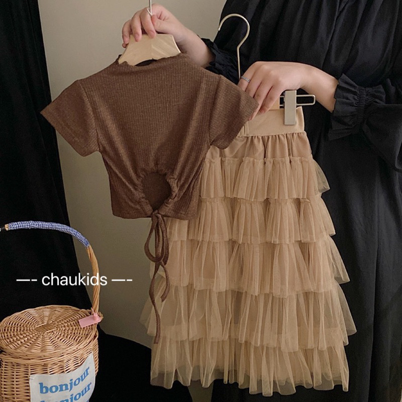 Bán giá sỉ: 8-30kg Set chân váy tầng lưới ren kèm áo tăm khoét lưng điệu đà