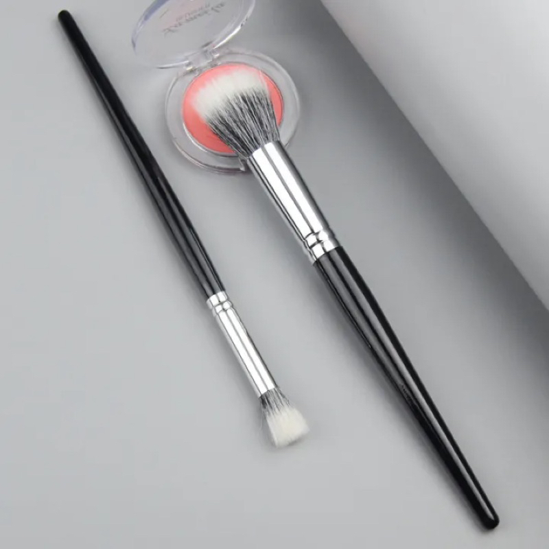 Cọ má hồng GUVIET lông thưa giúp đánh má siêu tự nhiên, ửng hồng mà không lo bị bết