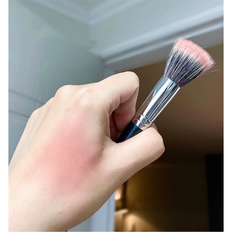 Cọ má hồng GUVIET lông thưa giúp đánh má siêu tự nhiên, ửng hồng mà không lo bị bết