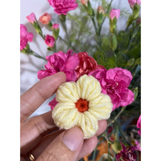 Hoa len handmade, tuỳ chọn màu