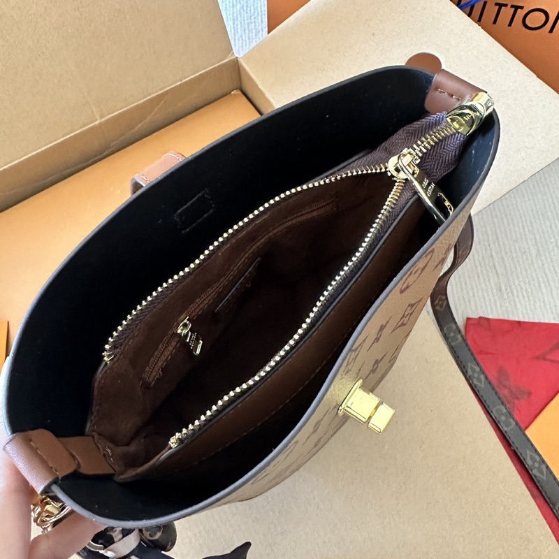 Túi Xách Nữ, Túi Ron Eo Vi Hoạ Tiết Mới Tặng Lèm Gương Và Khă. Super Full Box