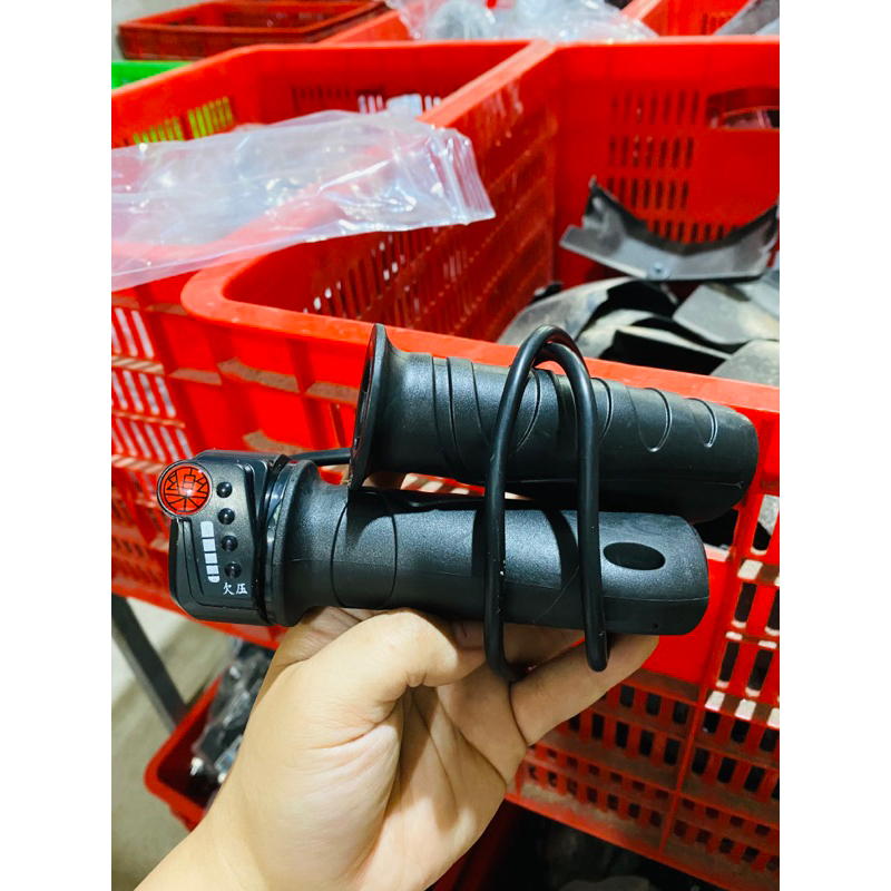 Tay Ga Xe Điện M133 Báo Điện