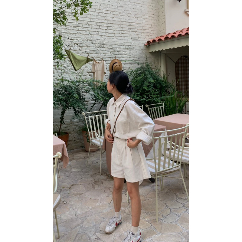 Set linen gồm áo sơmi kèm quần cạp chun sau bySooyoungstudio