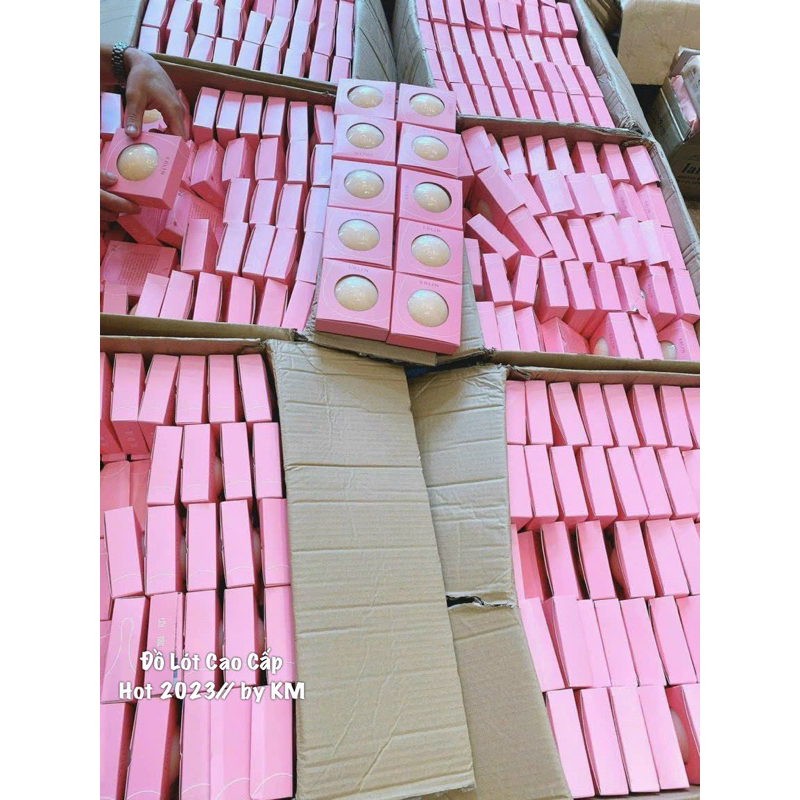 Hộp(3 đôi) miếng dán ti sinh nhiệt,tiện lợi,dễ sử dụng